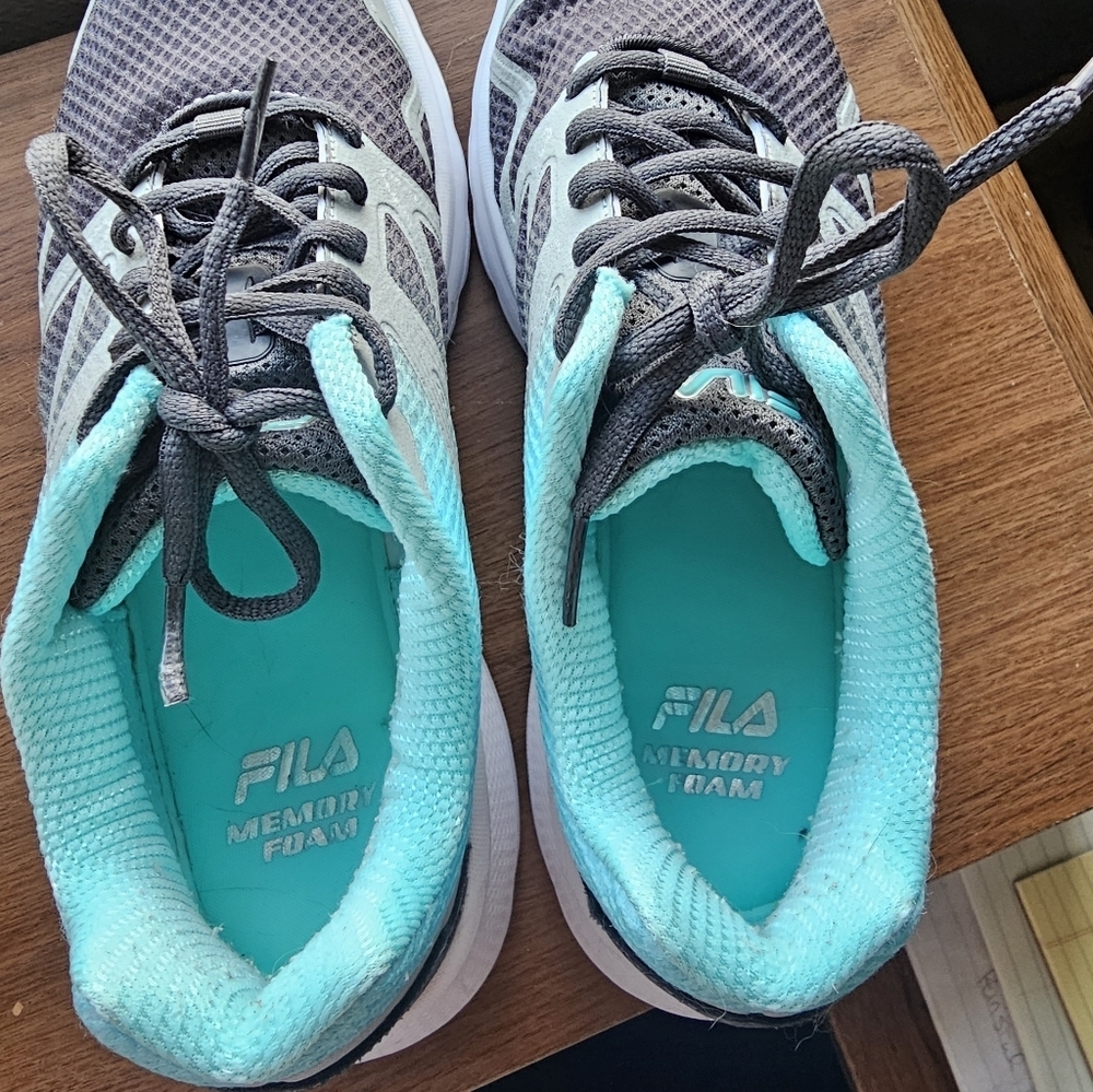 EUC Fila Memory Panorama 9 Women's Runner Charcoal & Aqua Sneakers Sz 8.5 - Picture 4 of 7